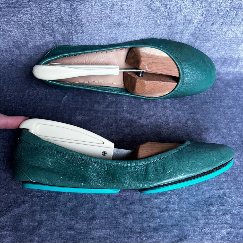 Tieks By Gavriely Flat Shoes Sz 7 Pacific Green Leather Ballet  Flats Foldable - Picture 16 of 17